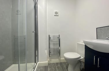 Derby Road, Lenton, Nottingham - Image 3